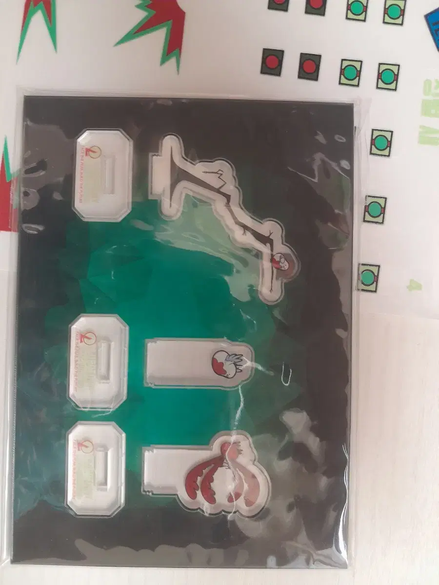 thumbnail-0
